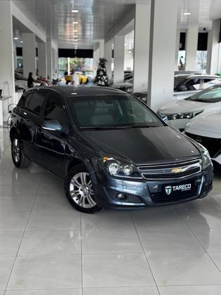 CHEVROLET VECTRA 2.0 MPFI GT HATCH 8V FLEX 4P MANUAL CHEVROLET VECTRA 2.0 MPFI GT HATCH 8V FLEX 4P MANUAL